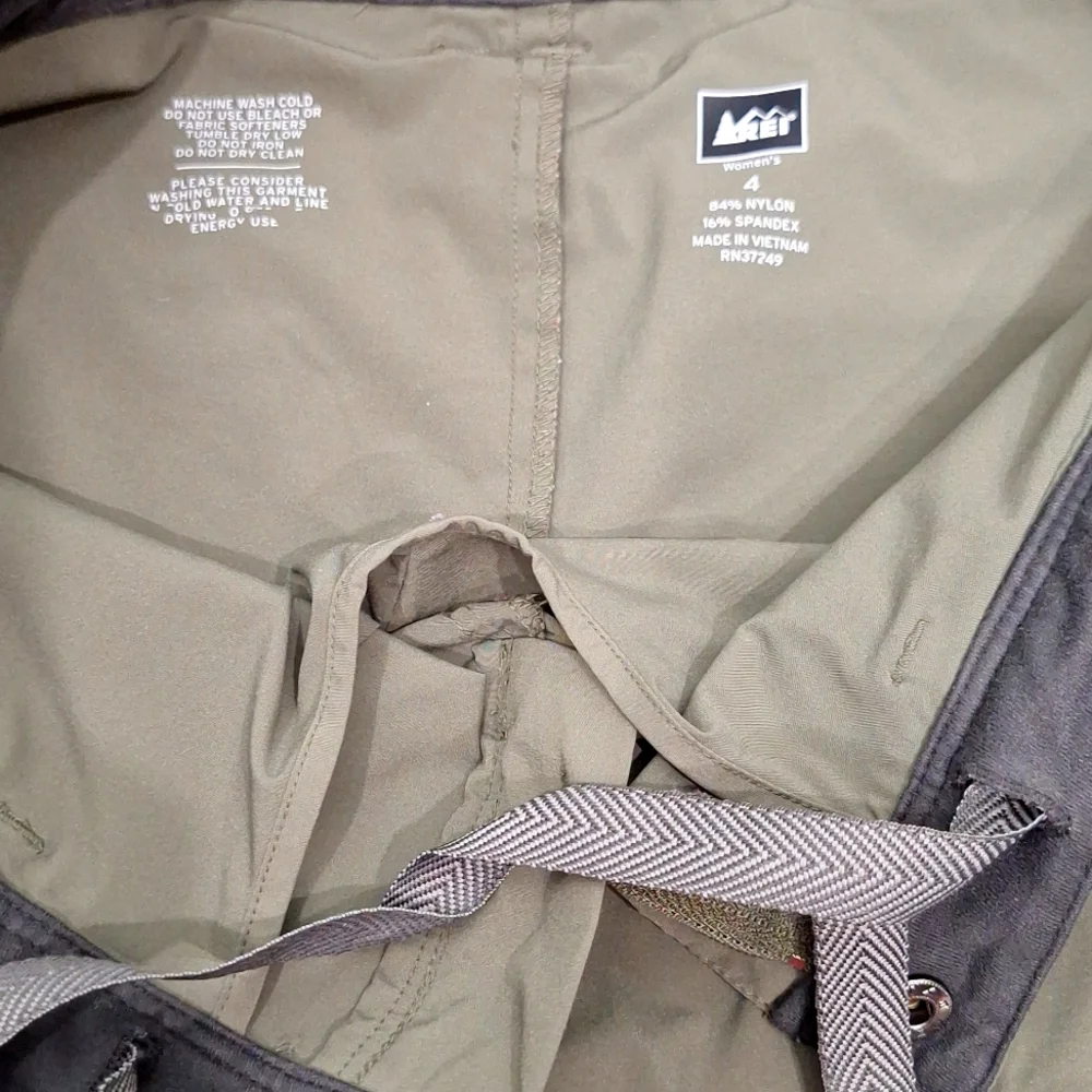 REI Dark Olive Army Green Skirt with Built In Shorts
